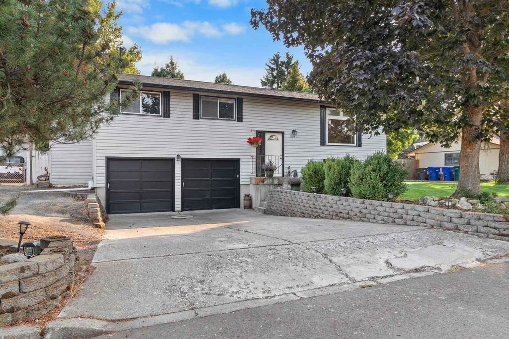 11516 E 37th Ave, Spokane Valley, WA 99206