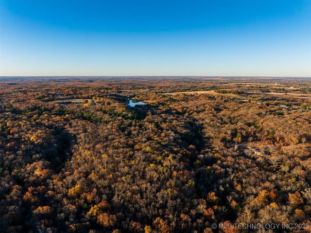 1 E 575 Road, Jennings, OK 74038