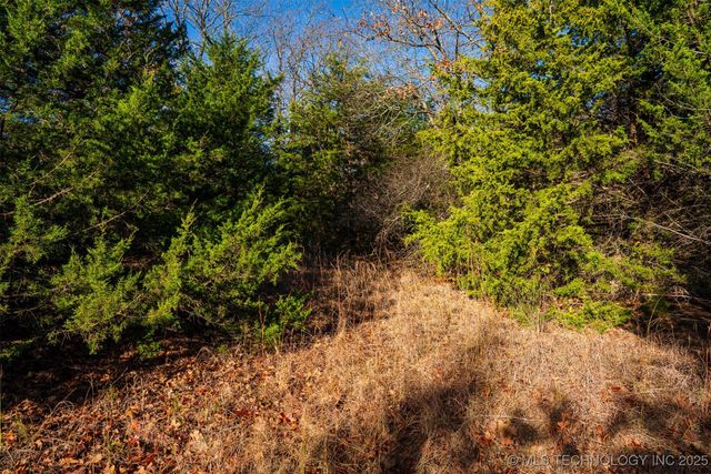 1 E 575 Road, Jennings, OK 74038