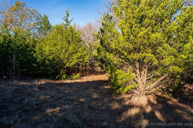 1 E 575 Road, Jennings, OK 74038