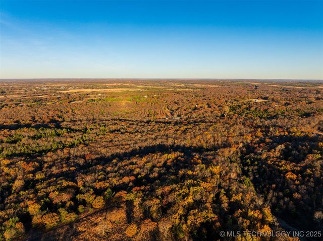 1 E 575 Road, Jennings, OK 74038