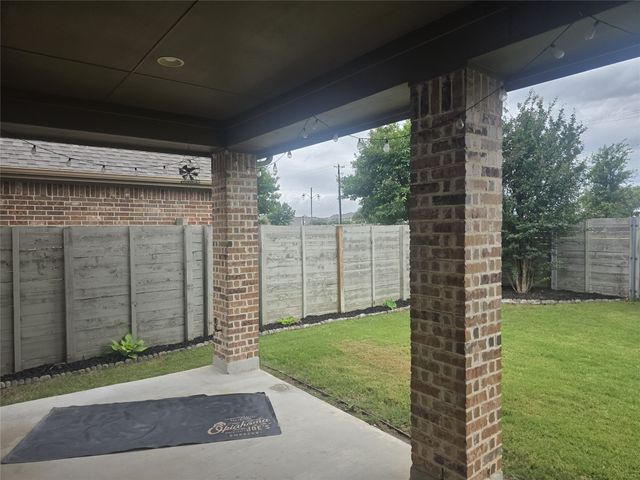 605 Fenceline Drive, Argyle, TX 76226