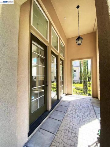 4685 Rimini Ct, Dublin, CA 94568