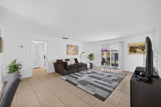 1500 GAY ROAD 3C, Winter Park, FL 32789