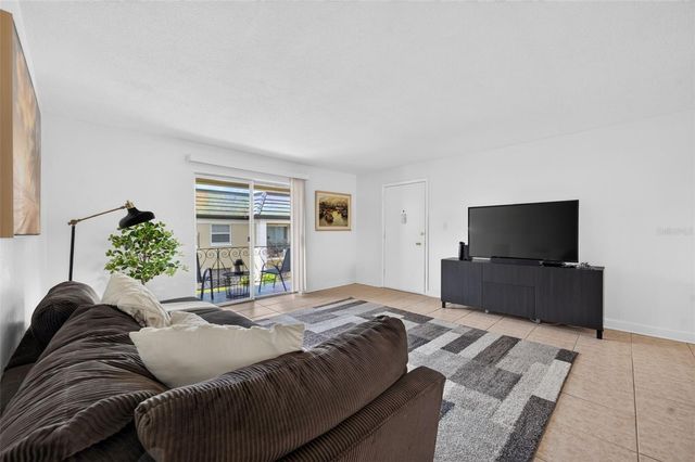 1500 GAY ROAD 3C, Winter Park, FL 32789
