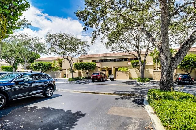 8613 SW 79th Place, Miami, FL 33143