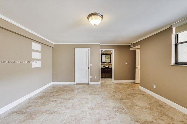 8613 SW 79th Place, Miami, FL 33143