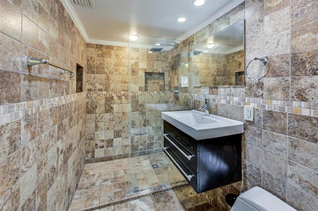 8613 SW 79th Place, Miami, FL 33143