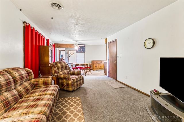 6801 Gorsuch Road, Franklin, OH 45005