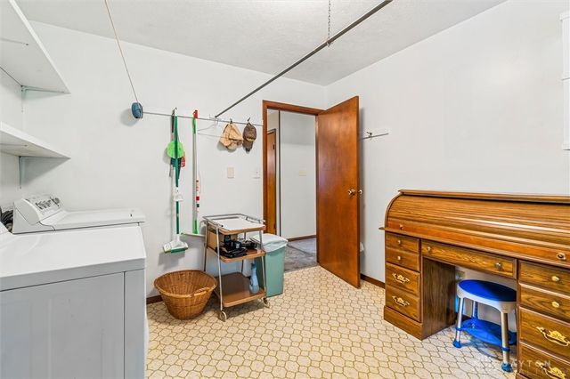 6801 Gorsuch Road, Franklin, OH 45005
