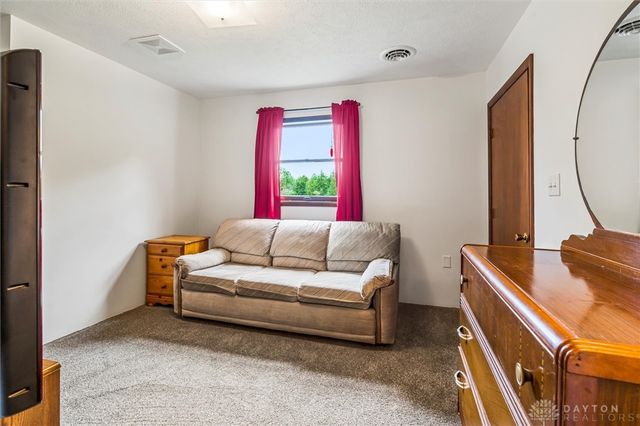 6801 Gorsuch Road, Franklin, OH 45005