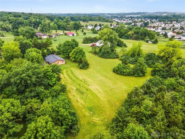 6801 Gorsuch Road, Franklin, OH 45005