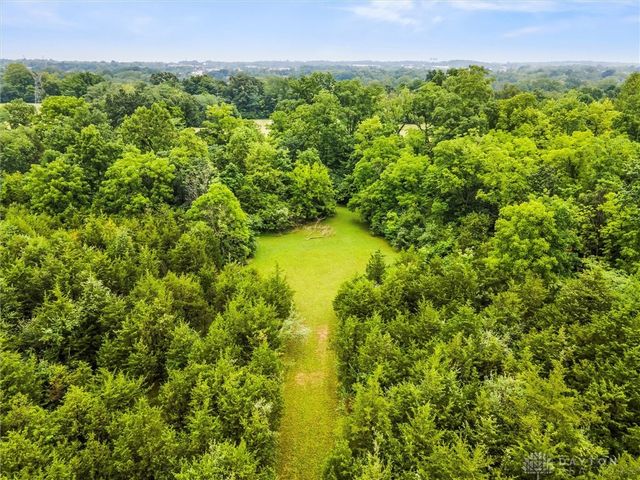 6801 Gorsuch Road, Franklin, OH 45005