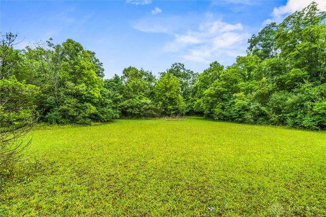 6801 Gorsuch Road, Franklin, OH 45005