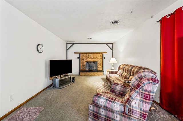 6801 Gorsuch Road, Franklin, OH 45005