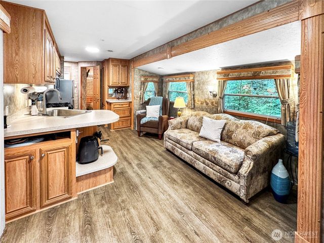 48 4 Branch Circle, Deming, WA 98244