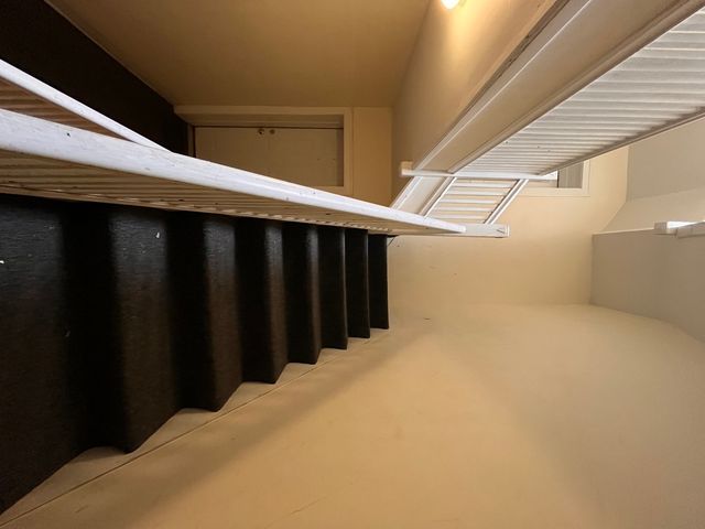 7628 S Essex Avenue 1N, Chicago, IL 60649