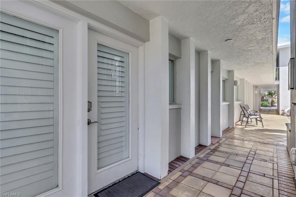 175 5th AVE S 4, NAPLES, FL 34102 — photo 4