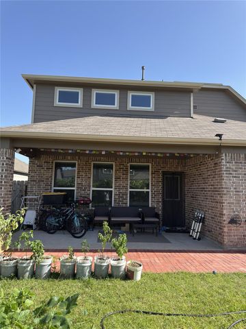 15618 Eastern Meadowlark Wy, Cypress, TX 77429
