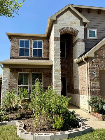 15618 Eastern Meadowlark Wy, Cypress, TX 77429