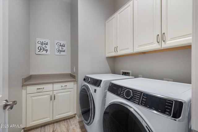 2527 S QUAINTANCE Street, Gilbert, AZ 85295