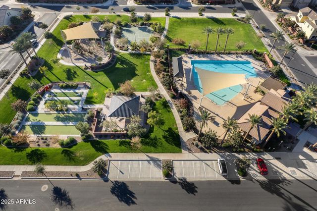 2527 S QUAINTANCE Street, Gilbert, AZ 85295