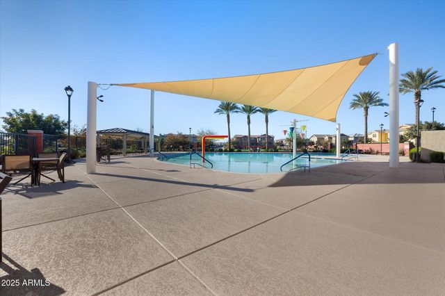 2527 S QUAINTANCE Street, Gilbert, AZ 85295