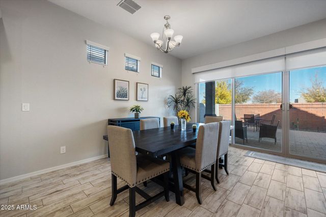 2527 S QUAINTANCE Street, Gilbert, AZ 85295