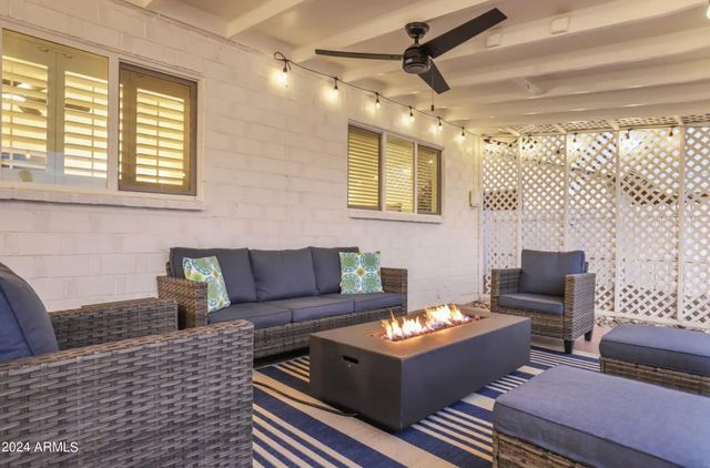 8619 E ROANOKE Avenue, Scottsdale, AZ 85257