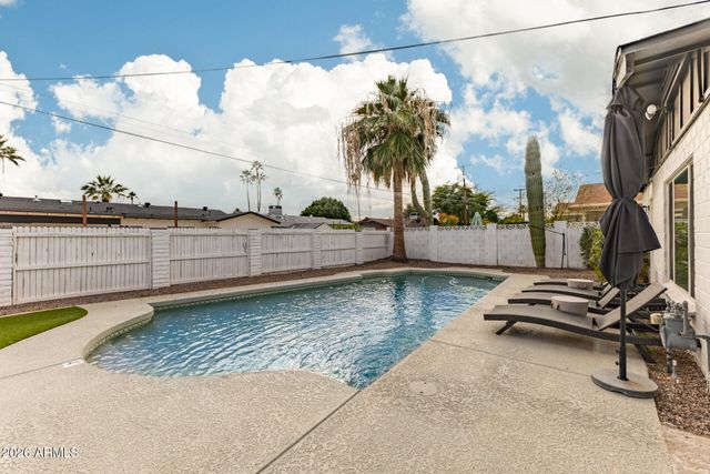 8619 E ROANOKE Avenue, Scottsdale, AZ 85257