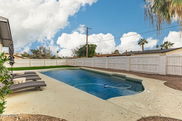 8619 E ROANOKE Avenue, Scottsdale, AZ 85257