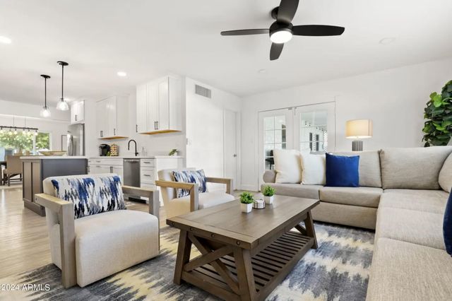 8619 E ROANOKE Avenue, Scottsdale, AZ 85257