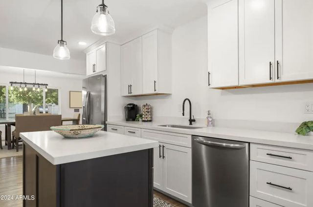 8619 E ROANOKE Avenue, Scottsdale, AZ 85257