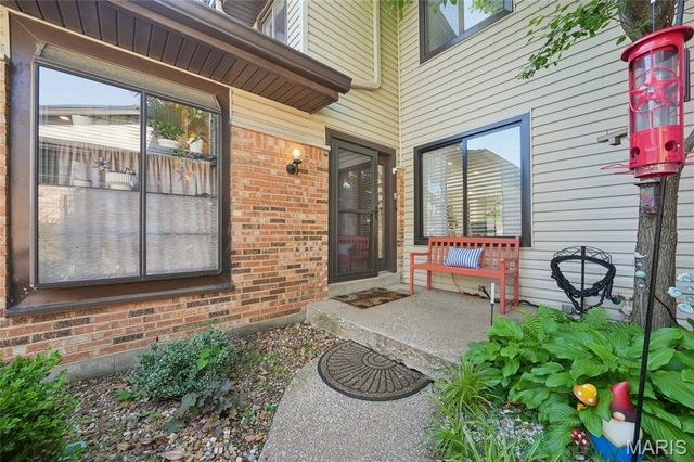 11504 Northbrook Way, St Louis, MO 63146
