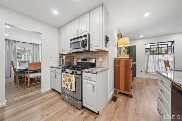 11504 Northbrook Way, St Louis, MO 63146