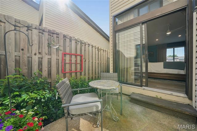 11504 Northbrook Way, St Louis, MO 63146