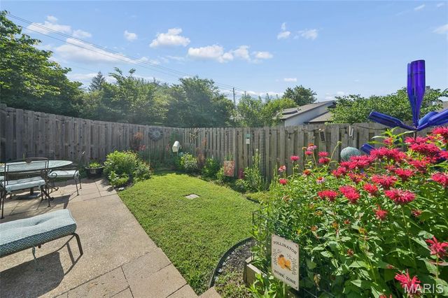 11504 Northbrook Way, St Louis, MO 63146