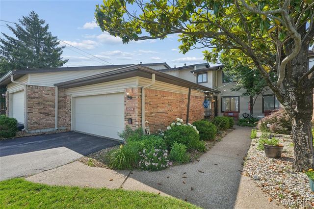 11504 Northbrook Way, St Louis, MO 63146