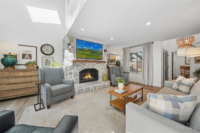 11504 Northbrook Way, St Louis, MO 63146
