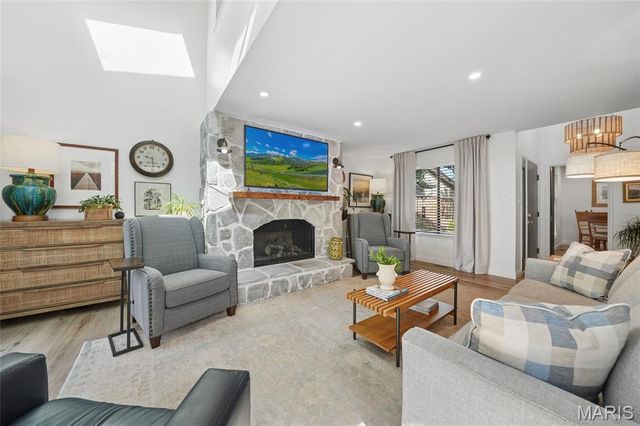 11504 Northbrook Way, St Louis, MO 63146