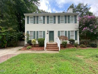 1704 Kingston Heath Way, Raleigh, NC 27604