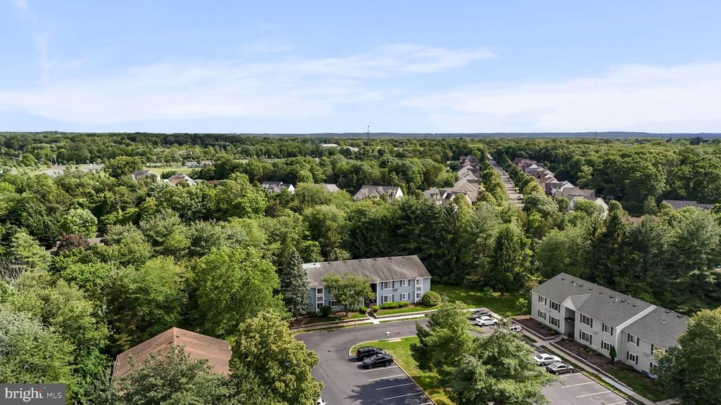 9 NORWICH PLACE, Somerset, NJ 08873