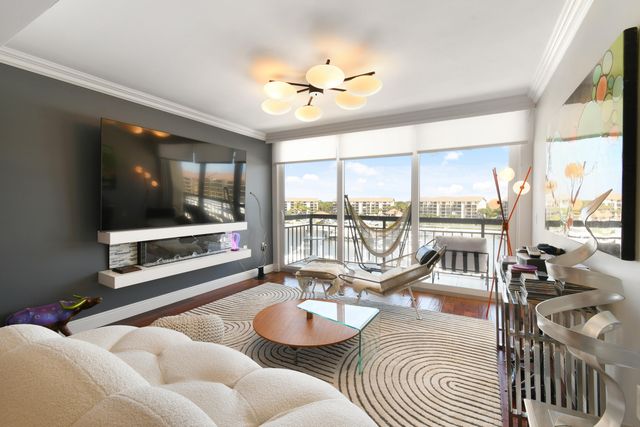 2401 Marina Isle Way 503, Jupiter, FL 33477