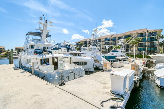 2401 Marina Isle Way 503, Jupiter, FL 33477