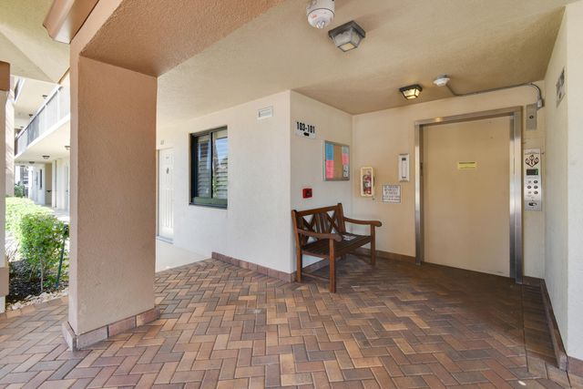 2401 Marina Isle Way 503, Jupiter, FL 33477