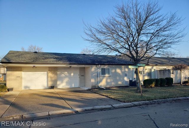 11803 Meadow Lane Drive 71, Warren, MI 48093