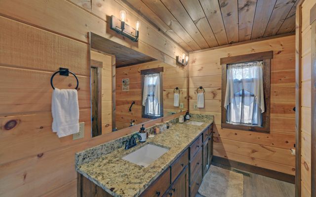 113 Hideaway Trail, Copperhill, TN 37317