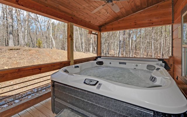 113 Hideaway Trail, Copperhill, TN 37317