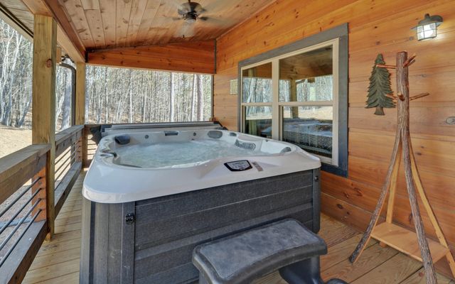 113 Hideaway Trail, Copperhill, TN 37317