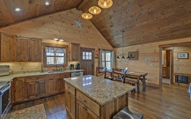 113 Hideaway Trail, Copperhill, TN 37317